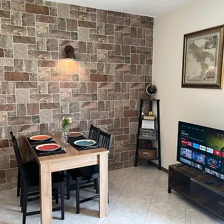 Discovery Flat With Pool & Bikes Appartamento Sirmione