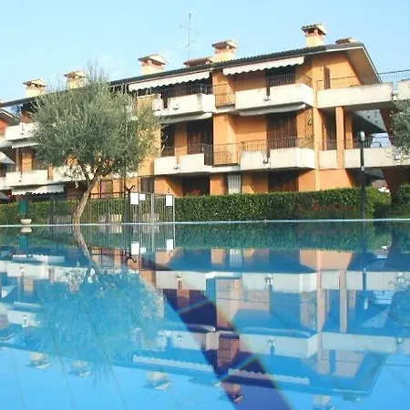 Discovery Flat With Pool & Bikes Apartment Sirmione